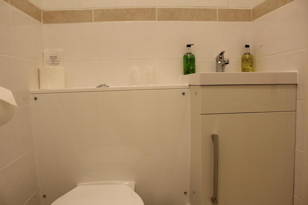 The Bay House Lake View Guest House - Adults Only 鲍内斯温德米尔 客房 照片