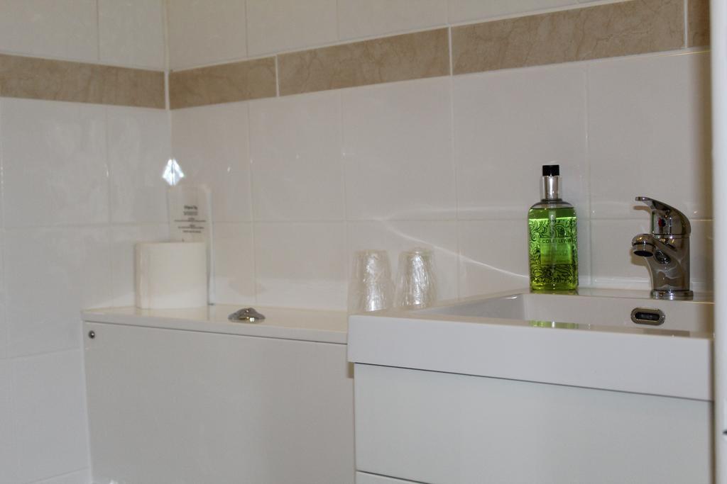 The Bay House Lake View Guest House - Adults Only 鲍内斯温德米尔 客房 照片